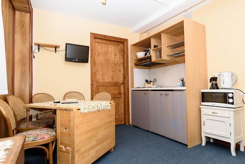 Hotel Genzianella Champoluc Eksteriør bilde